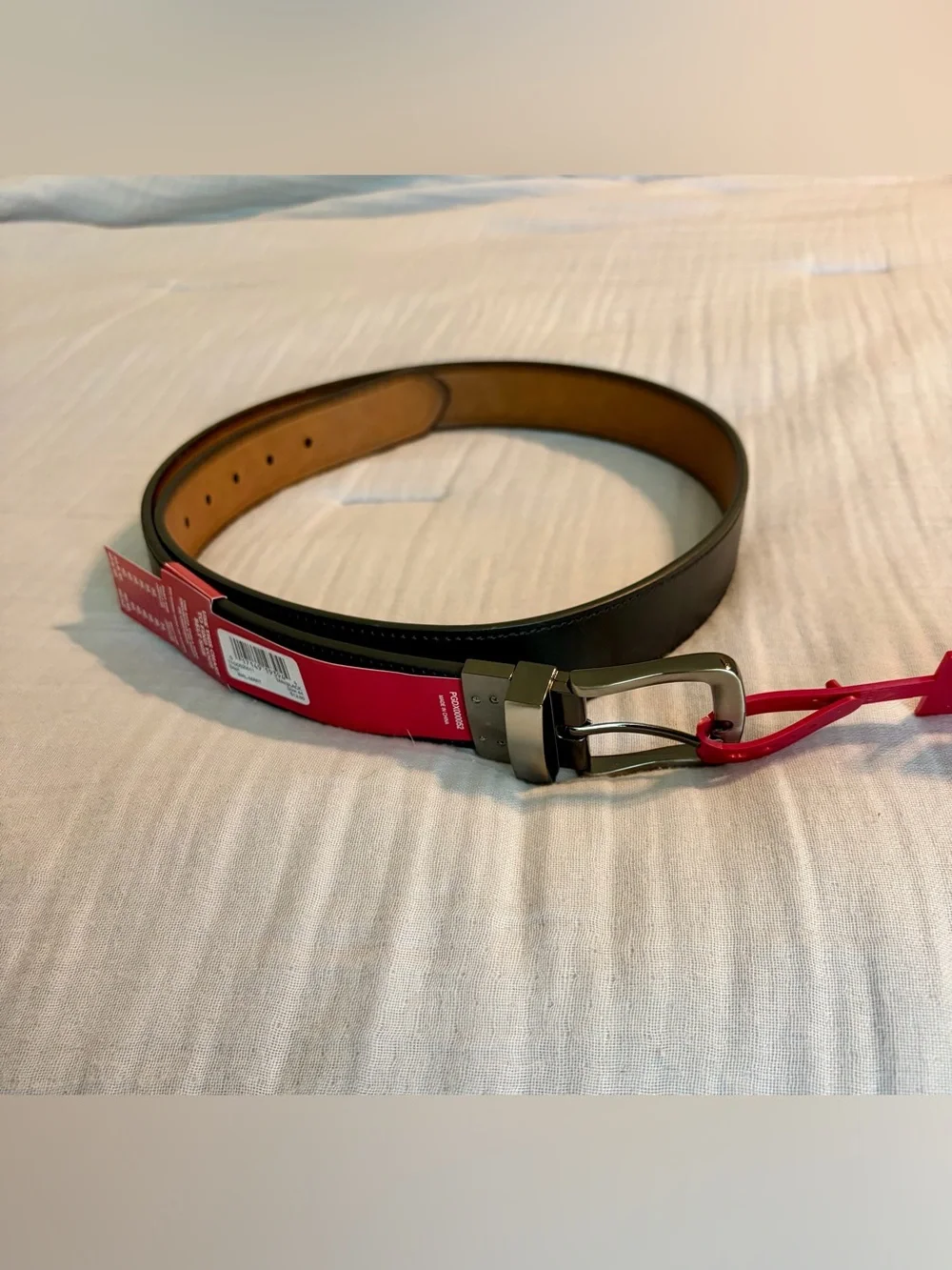 Dickies Men’s Reversible Brown/Black Leather Belt with Metal Buckle Sz 44